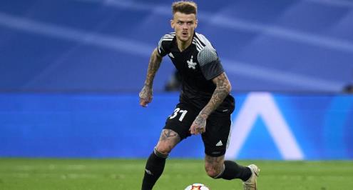 بالفيديو.. كيف حول لاعب شيريف تيراسبول "الوشم" إلى حقيقة؟